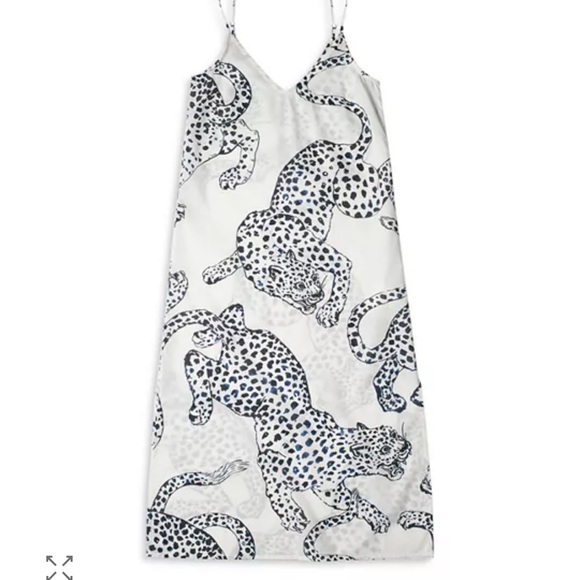 NWT Desmond & Dempsey
Jag Print Nightgown - Picture 5 of 13